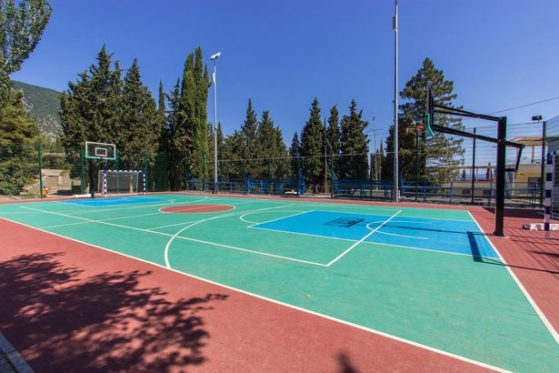 Спортивная площадка в Алушта, Крым — фото 4