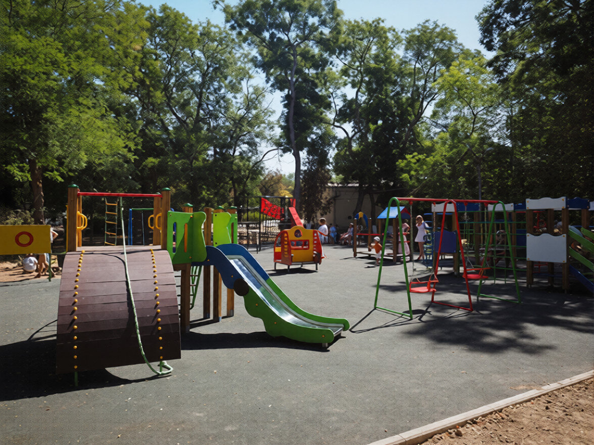 Детская площадка в Черноморское — превью