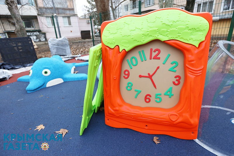 Детская площадка в Молодёжное, Крым — фото 2