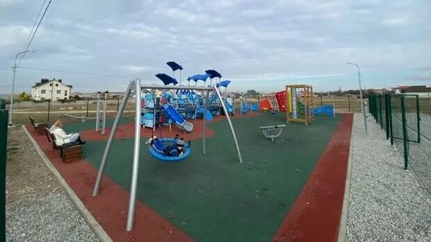 Детская площадка в Николаевка — превью