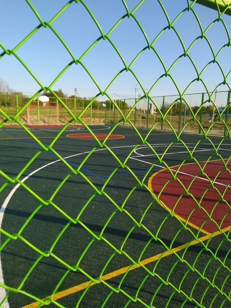 Спортивная площадка в Первомайское, Крым — фото 2