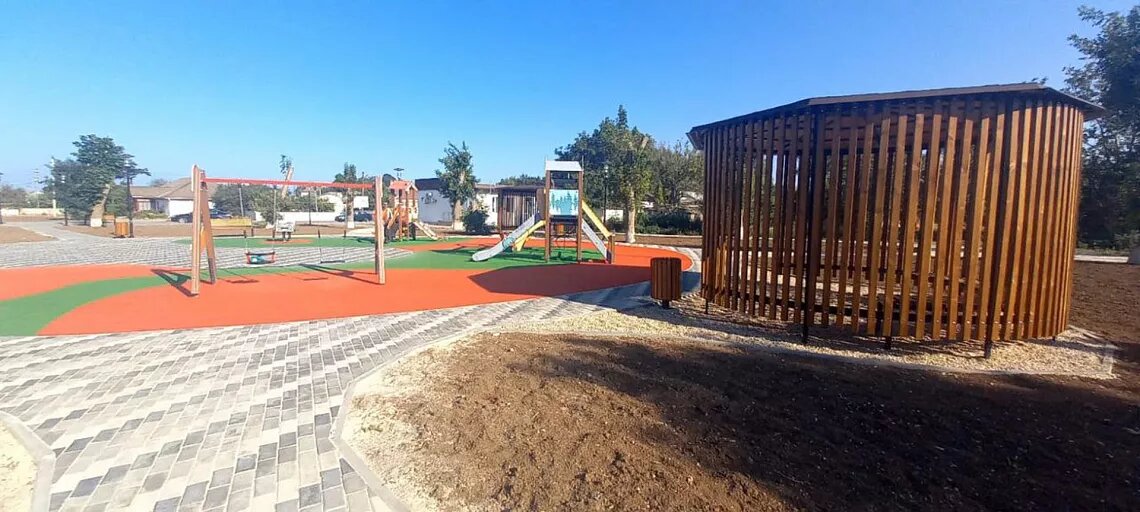 Детская площадка в Саки — превью