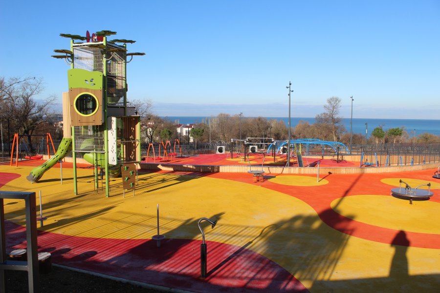 Детская площадка в Севастополь, Крым — фото 5