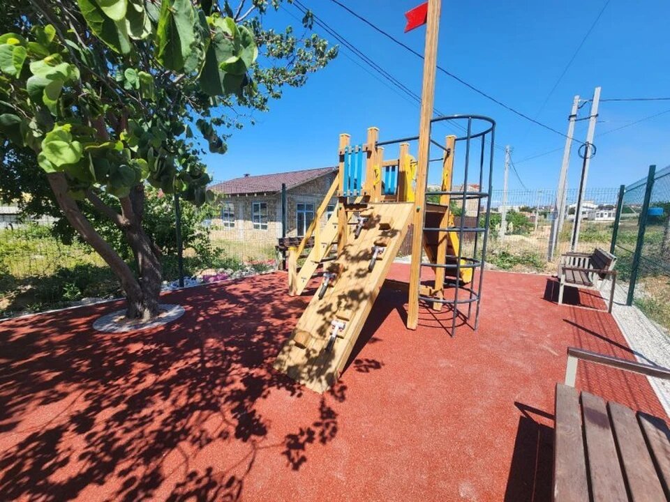 Детская площадка в Севастополь, Крым — фото 8