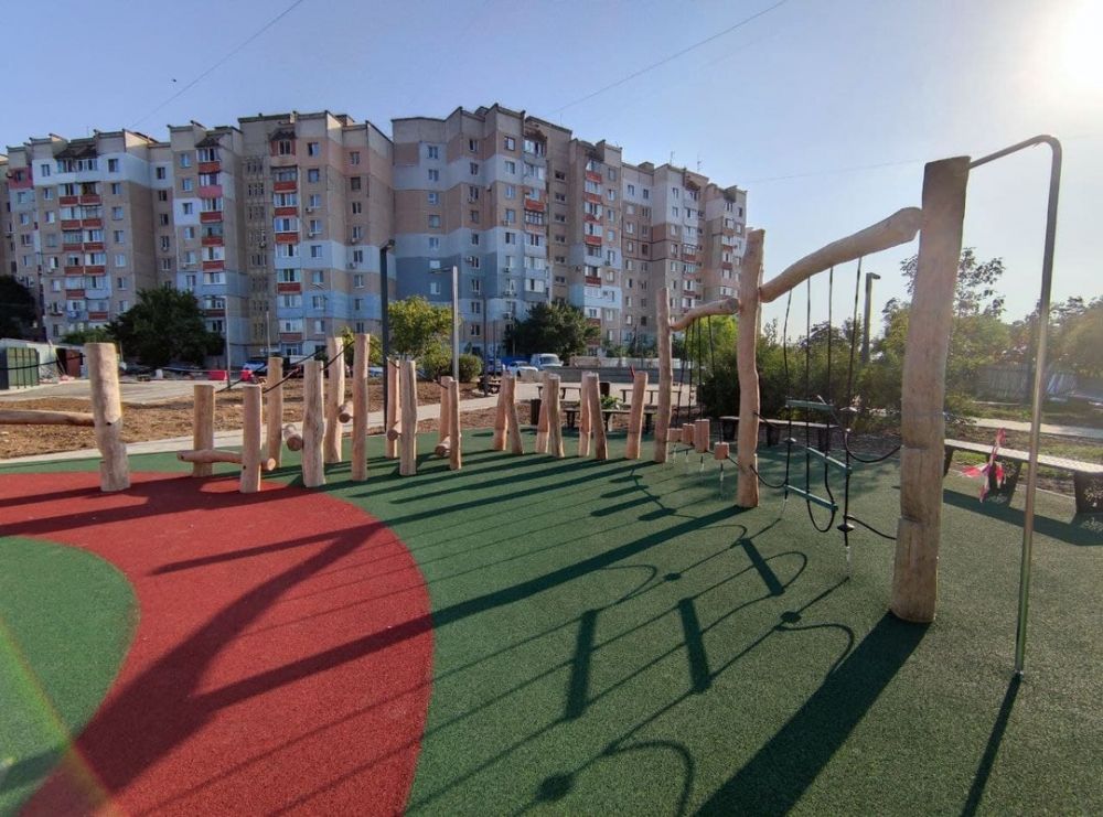 Детская площадка в Симферополь, Крым — фото 10