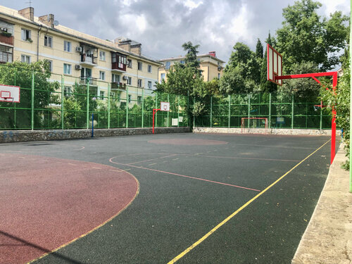 Спортивная площадка в Ялта, Крым — фото 6