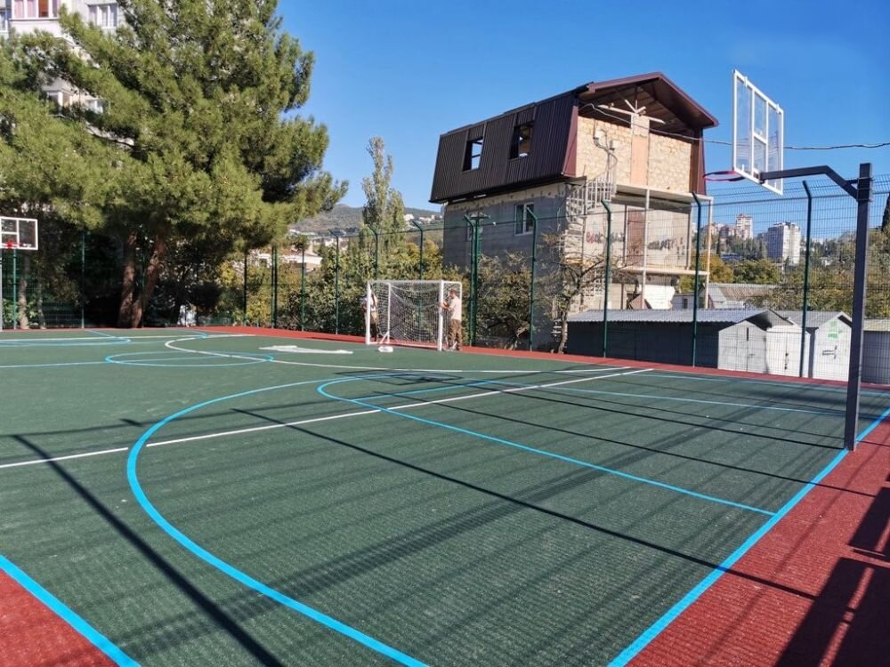 Спортивная площадка в Ялта, Крым — фото 8